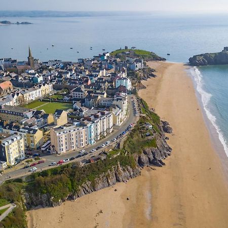 Heathcliff - 5 Bedroom House In Town Centre Tenby Bagian luar foto