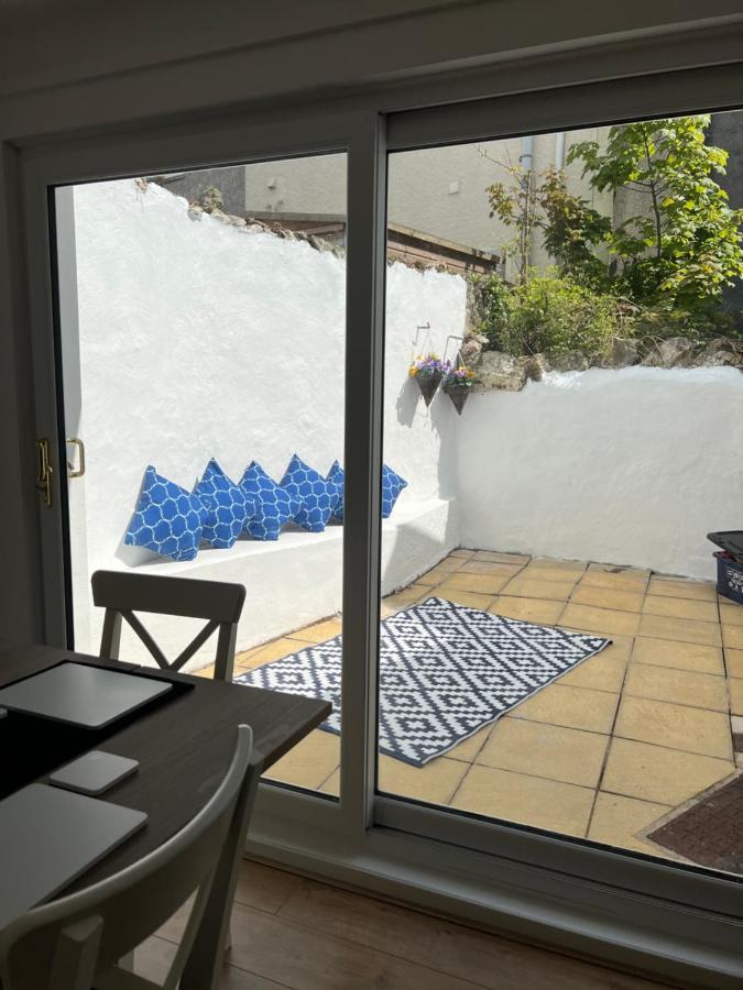 Heathcliff - 5 Bedroom House In Town Centre Tenby Bagian luar foto